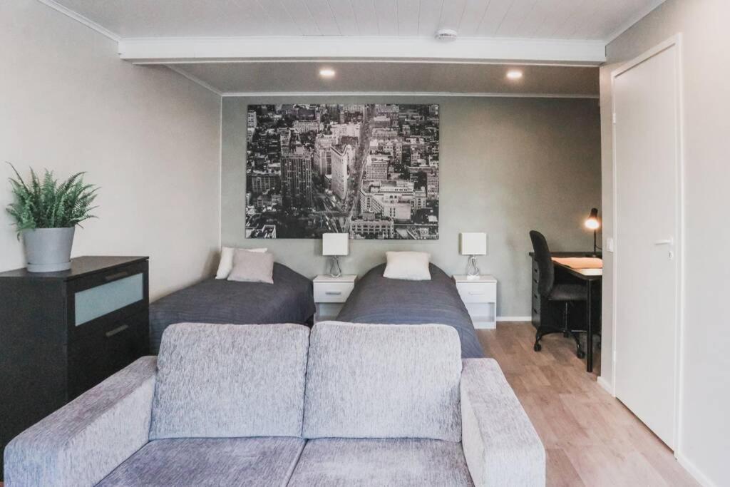 טורקו Stylish New Studio Apartment מראה חיצוני תמונה